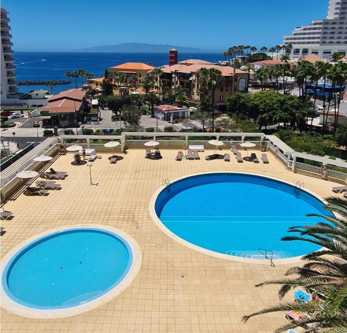 Apartamentos Copacabana Адехе Экстерьер фото